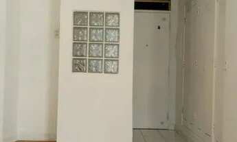 Imagem 2: Kitão com varanda ao lado do metrô Anhangabaú