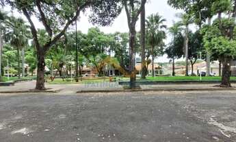 Imagem 2: Casa com 5 quartos no bairro Imbaúbas - Ipatinga