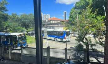 Imagem 3: Apartamento para aluguel possui 65 metros quadrados com 2 quartos em Madalena - Recife - P