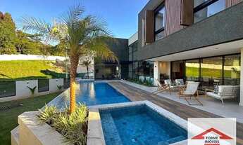 Imagem 2: Casa de alto padrão com 5 suítes à venda no Cond. Jardim Atenas de 470 m² por R$ 5.800.0