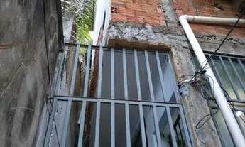 Imagem 3: Casa com cobertura em condomínio fechado