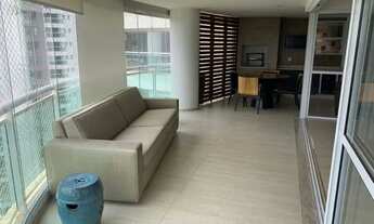 Imagem 5: Apartamento para aluguel possui 258 metros quadrados com 3 quartos