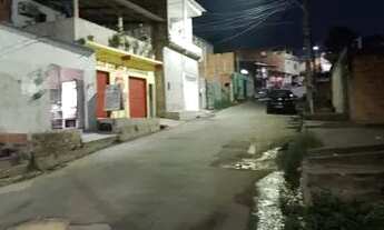 Imagem 6: Terreno com casa em construção