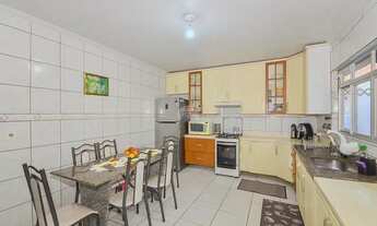 Imagem 5: Apolar Imóveis vende excelente casa localizada no bairro Cidade Industrial