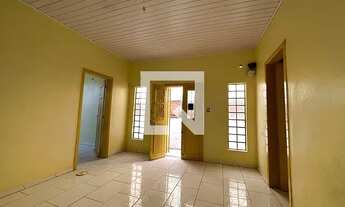 Imagem 3: Casa à Venda - Centro, 2 Quartos, 75 m2