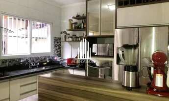 Imagem: Sobrado com 3 dorm e 2 Vagas na Região