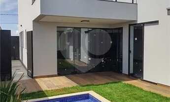 Imagem: Sobrado no residencial Parque Faber IV