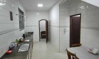 Imagem 4: Casa linda com piscina centro Barra mansa