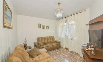 Imagem 3: Apolar Imóveis vende excelente casa localizada no bairro Cidade Industrial