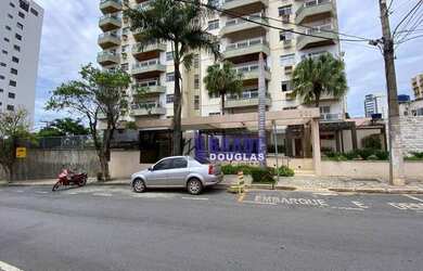 Imagem 5: Vende-se Lindo, amplo e reformado apartamento com 04 quartos sendo 02 suítes no Edf. Saint