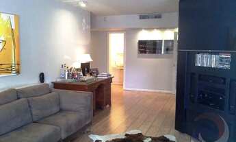 Imagem 2: Apartamento para Venda em Florianópolis, Centro, 2 dormitórios, 2 suítes, 3 banheiros, 2 v