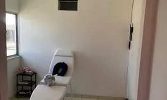 Imagem: Divido sala comercial estética