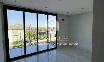 Imagem 2: Casa Alto Padrão no Cond. do Lago com 4 Quartos e Piscina com Hidro