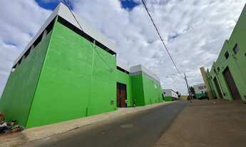 Imagem 2: Galpão/Depósito/Armazém para aluguel possui 615 metros quadrados