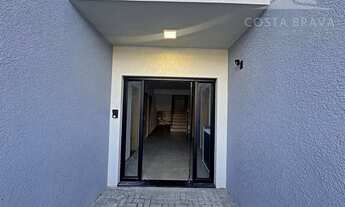 Imagem 5: Ap em Caiobá com 2 quartos (1 suíte) - novo e moderno