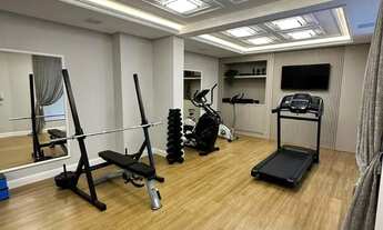 Imagem 3: Próximo ao píer na Meia Praia - Itapema - SC