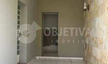 Imagem 2: Casa para aluguel, 3 quartos, 1 suíte, 5 vagas, MARTINS - UBERLANDIA/MG