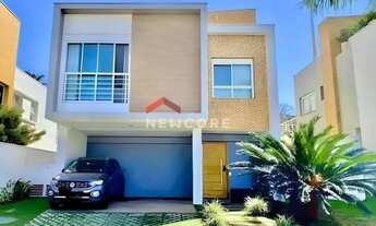 Imagem: Casa de condomínio em Rua Latino Coelho