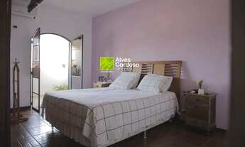 Imagem: Cada à venda no Jardim Helena Cristina