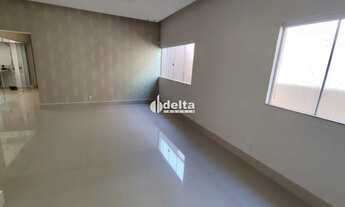 Imagem 3: Casa residencial com 3 suites disponível para locação no bairro Jardim Karaíba em Uberlând