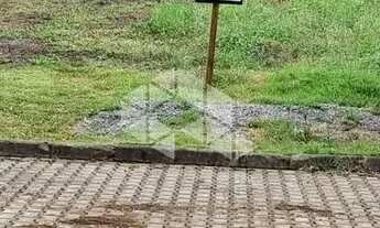 Imagem 2: Terreno com 369 m2 em área arborizada na serra gaúcha