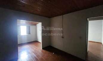 Imagem 2: Casa de fundo em Engenheiro Schmitt com 01 dormitório