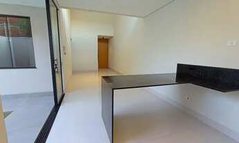 Imagem 6: Casa NOVA alto padrão, 3 quartos, 2 vagas paralelas e espaço livre! IMPERDÍVEL!