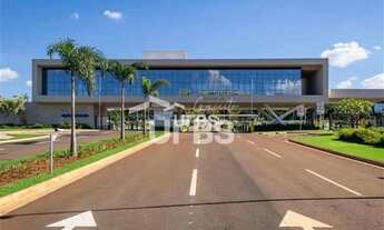 Imagem: Excelente lote à venda no Plateau D´or