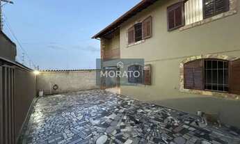 Imagem 3: Casa 4 quartos com suite, varanda e 5 vagas de garagem a venda no Centro de Contagem