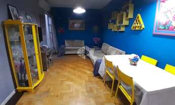 Imagem 4: Apartamento de 3 dormitórios com sacada no Menino Deus entre as Av. Praisa de Belas e Getu