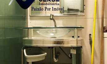 Imagem 6: Casa com 3 quartos, sendo uma suíte, medindo 306 m², excelente imóvel,no bairro Aleixo