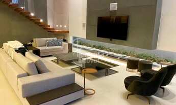 Imagem 6: Casa à venda com 535 m²; 5 suítes, lareira, cozinha, sala de estar e 6 vagas de garagem no