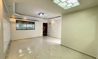 Imagem 2: Sobrado para venda tem 130 metros quadrados com 3 quartos em Vila Marina - Santo André - S