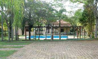 Imagem 4: Chácara para venda com 42.000m², 4 suítes, piscina, quiosque, bosque, pomar, sala de jogos