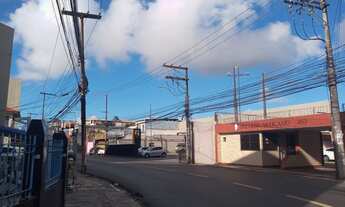 Imagem 2: 3/4 varanda primeiro Andar