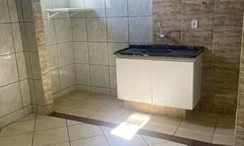 Imagem 5: Aluga-se Kit Net, Na 406 do lado do Bello recanto!