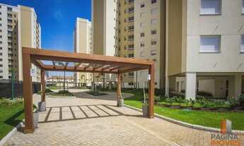 Imagem 3: Apto 02 Dormitórios para Aluguel com Living Estendido e toda a mobília fixa mais vaga de