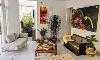 Imagem 6: Suite completa em casa compartilhada de alto padrão