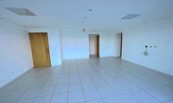 Imagem 4: AV. BOA VIAGEM, MOURA DUBEUX, ANDAR ALTO, 151 M², 4 QUARTOS (3 SUÍTES), 2 VAGAS, LAZER COM