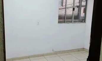 Imagem 2: Alugo quarto Quarto com aluguel por R$650 /mês