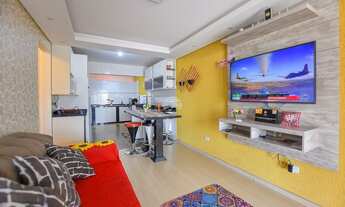 Imagem 2: Apolar vende sobrado no bairro santa cândida em Curitiba