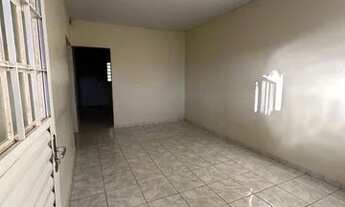 Imagem 3: Alugo Casa com 2 Quartos no Alto Das Caraíbas. Luzia?nia/GO. COD.326