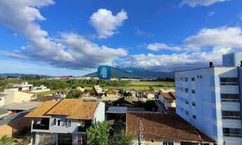 Imagem 6: Apartamento com 2 dormitórios, elevador, sacada e vaga no Bairro Centro/Palhoça
