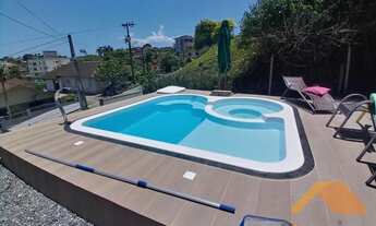 Imagem 2: Casa para Venda em Joinville, São Marcos, 3 dormitórios, 1 suíte, 2 banheiros, 2 vagas