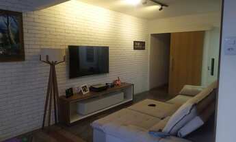 Imagem 2: Apartamento duplex com 190m² no centro, em frente ao receptivo de lotações