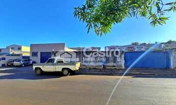 Imagem: Barracão na Av. Jorge Abrão