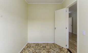 Imagem 7: Casa com 2 Quartos para Alugar em Cachoeirinha com 30m²