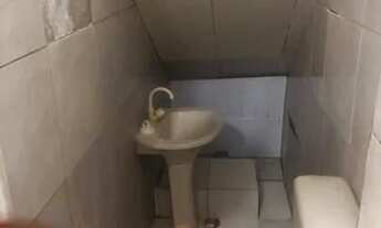 Imagem 2: Aluga-se kitnet Quarto com aluguel por R$480 /mês