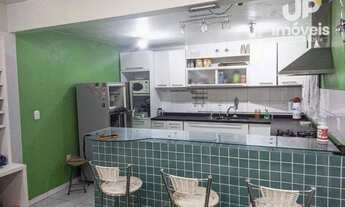 Imagem 3: Sobrado com 2 dormitórios à venda, por R$ 550.000 no Centro em Pelotas/RS