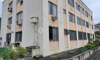 Imagem: MUITO BOM APARTAMENTO TERREO JUNTO A TRANSPORTE